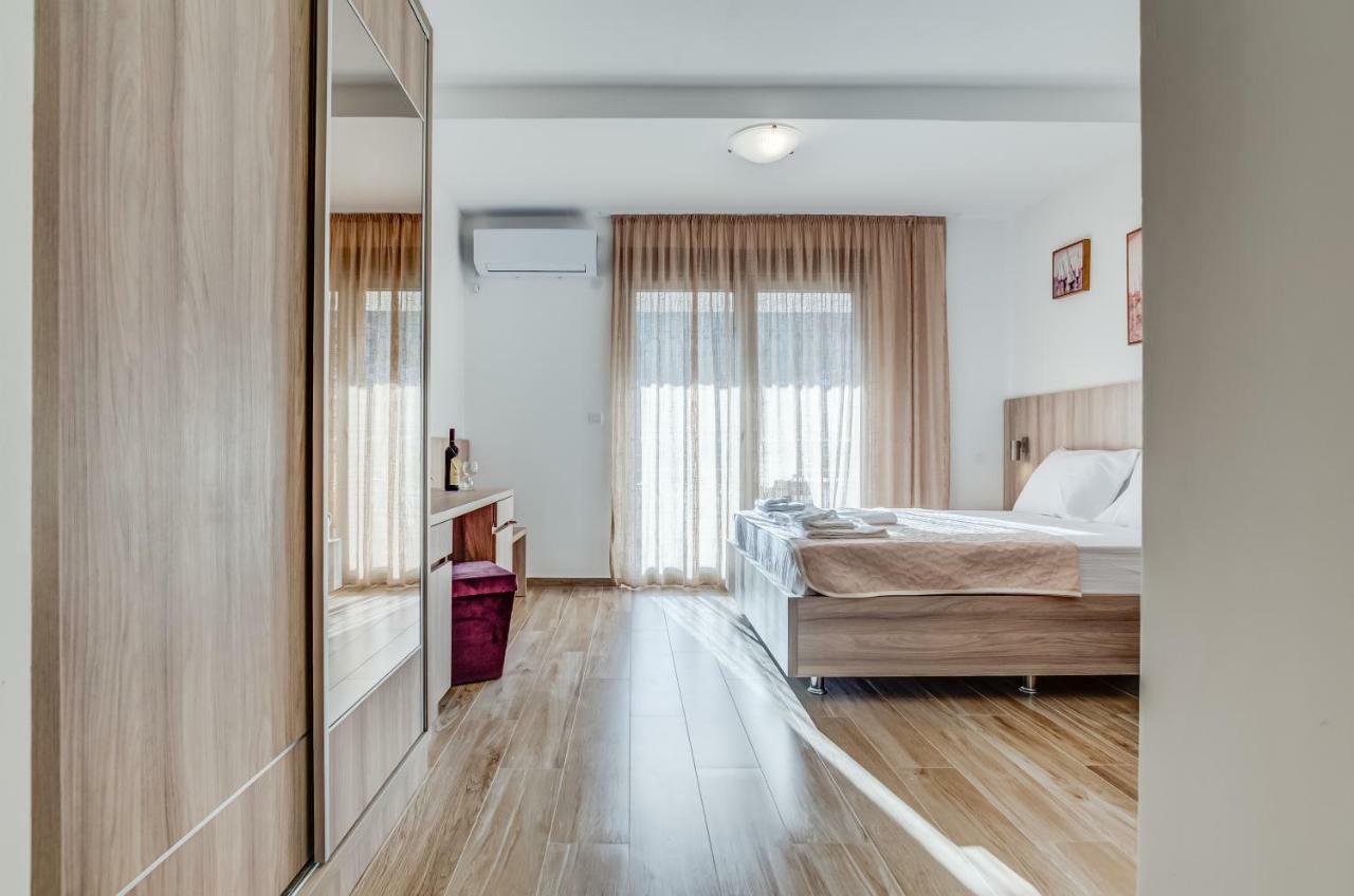Adriatik Lux Apartments Budva Exteriör bild