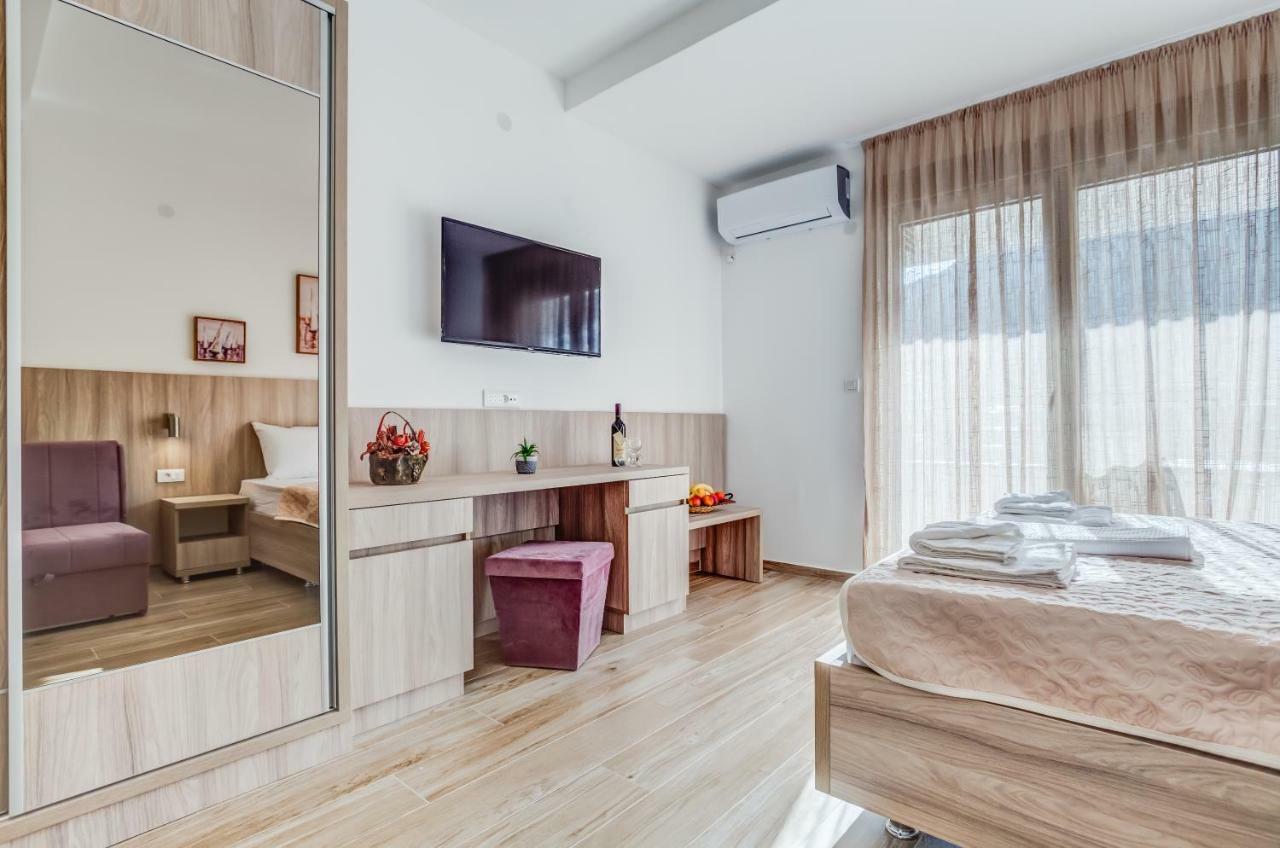 Adriatik Lux Apartments Budva Exteriör bild