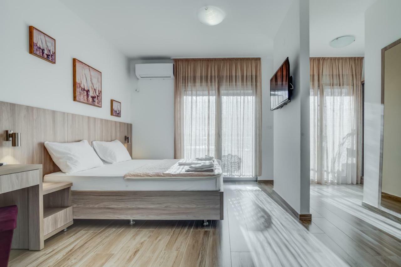 Adriatik Lux Apartments Budva Exteriör bild