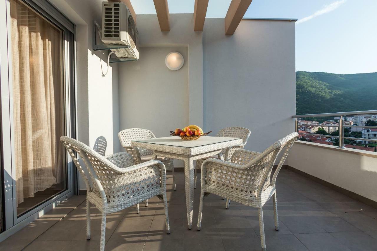 Adriatik Lux Apartments Budva Exteriör bild