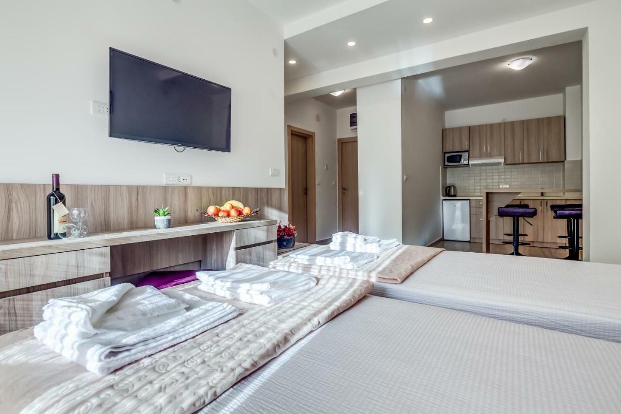 Adriatik Lux Apartments Budva Exteriör bild